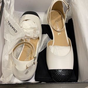 CHANEL White Mary Jane Ankle Strap Ballerina Flats